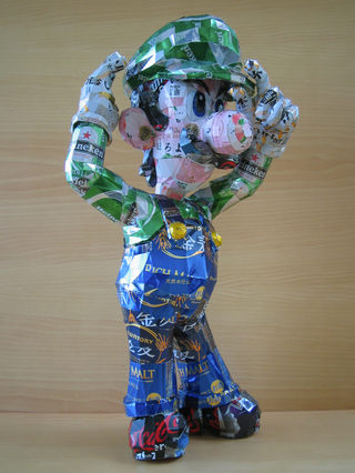 Illustration for article titled Japan's Amazing Drink Can Sculptures Will Melt Your Mind